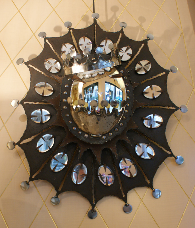 Specchio con Art Decò Metallo small mirror del XX Secolo Anni 60 Pezzo di storia autentico - Robertaebasta® Art Gallery opere d’arte esclusive.